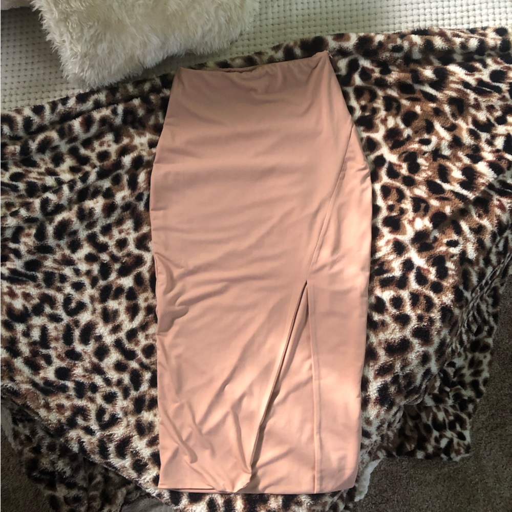 NWOT Dance & Marvel Blush Midi Slit Skirt SMALL